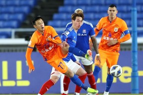 体育赛事-关于山东泰山冲刺阶段门线救险，志在NBA季后赛名次提升，话题不断，阵容厚度经受考验的信息